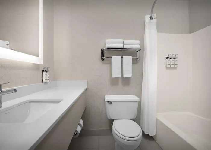 Express - West Acres By Ihg