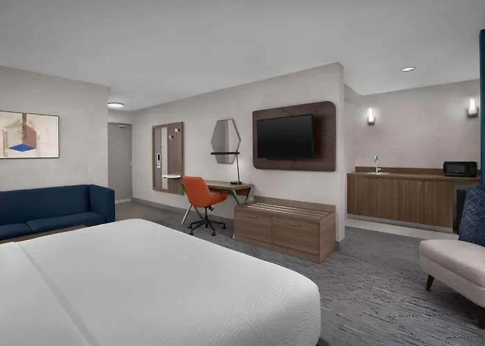Express - West Acres By Ihg Fargo